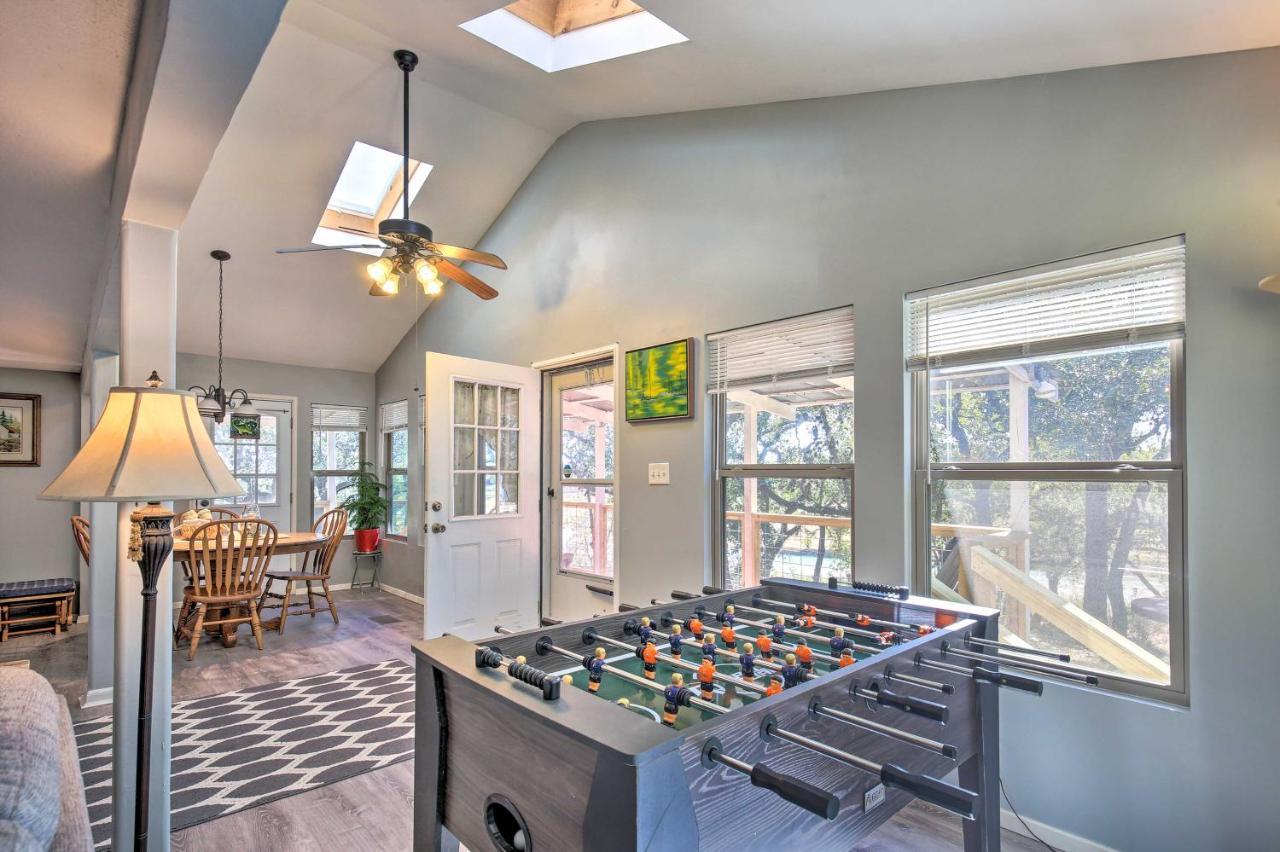 Riverfront Pipe Creek Home With Kayaks And Grill! エクステリア 写真